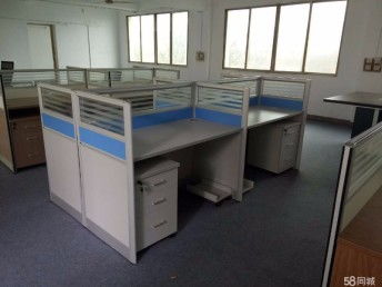 重慶辦公家具全攻略 從屏風隔斷到班臺書柜，打造高效辦公空間